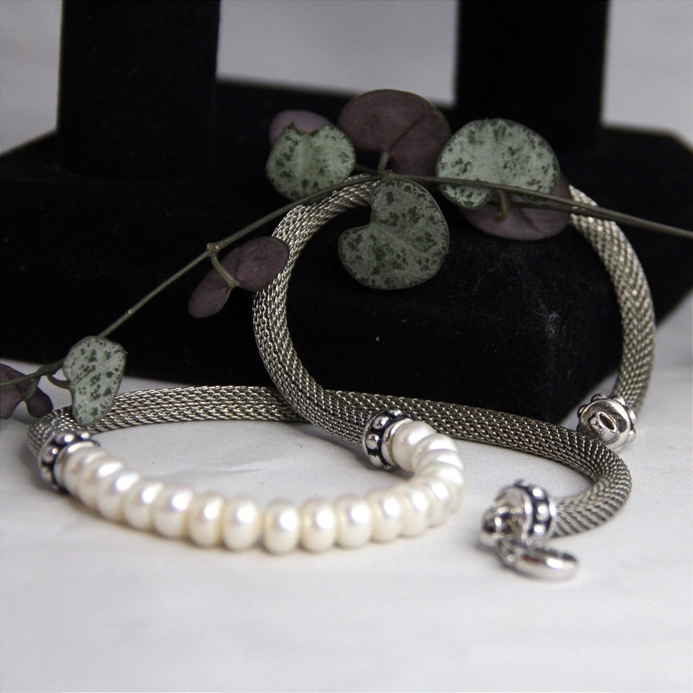 Sterling Silver Mesh Chain Necklace White Freshwater Pearl Station 17 Inch